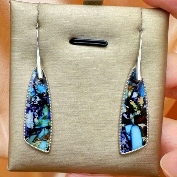 Women’s Retro Bohemian Geometric Resin Dangle Earrings - Picture 5 of 5